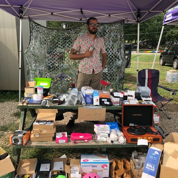 Meet your Posher, Brandon - Picture 4 of 5